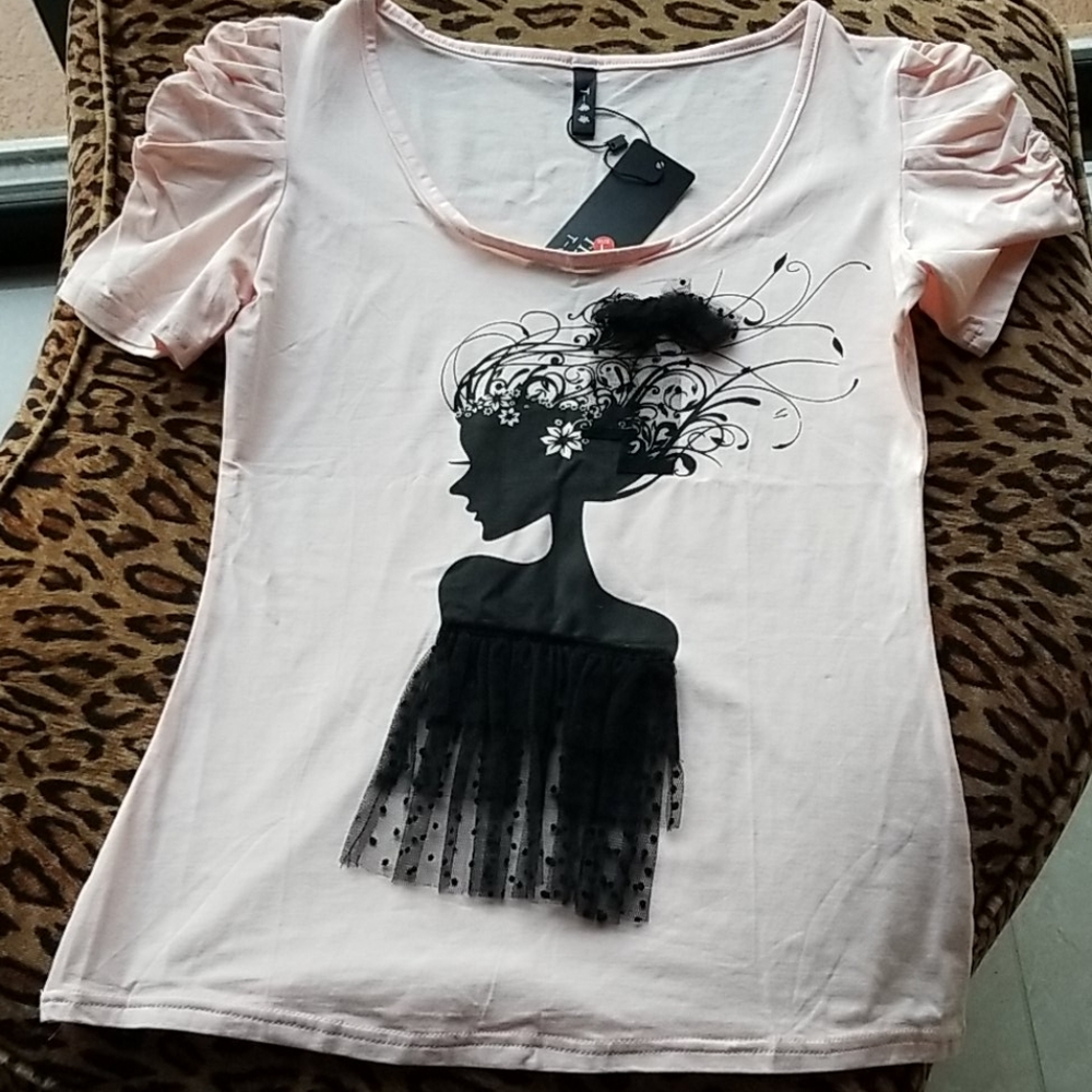 Super cute female silhouette pink top